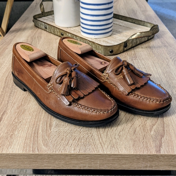 2 Cole Haan Dwight Saddle Tan Tassel 